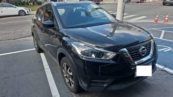 NISSAN KICKS 1.6 16V FLEXSTART S 4P XTRONIC NISSAN KICKS 1.6 16V FLEXSTART S 4P XTRONIC